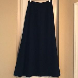 Long black skirt